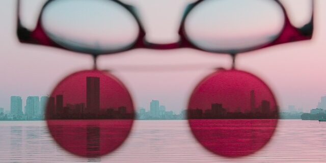 Nye trends: Solbriller med styrke – slip for at skifte mellem briller